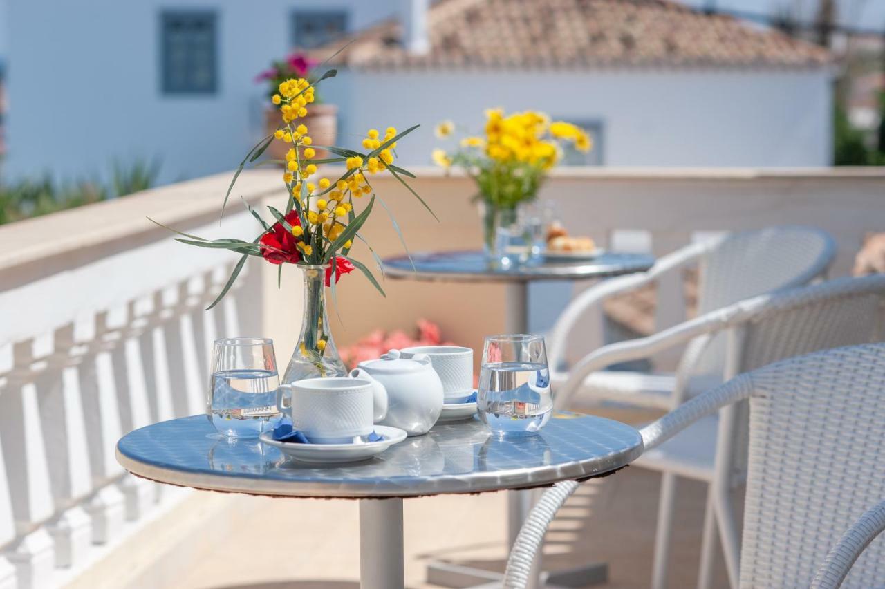 Mimoza Hotel Spetses Town Bagian luar foto
