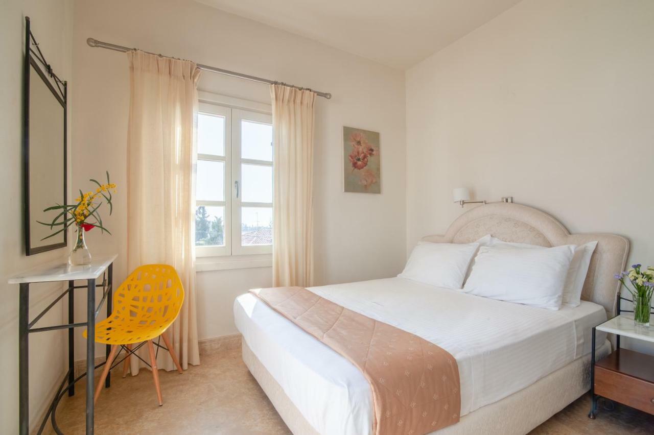 Mimoza Hotel Spetses Town Bagian luar foto