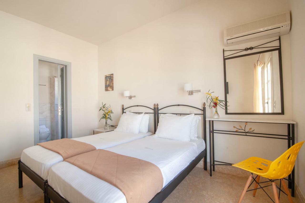 Mimoza Hotel Spetses Town Bagian luar foto