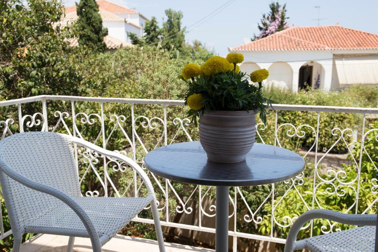 Mimoza Hotel Spetses Town Bagian luar foto